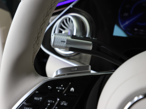 2022580 4MATIC п؅^