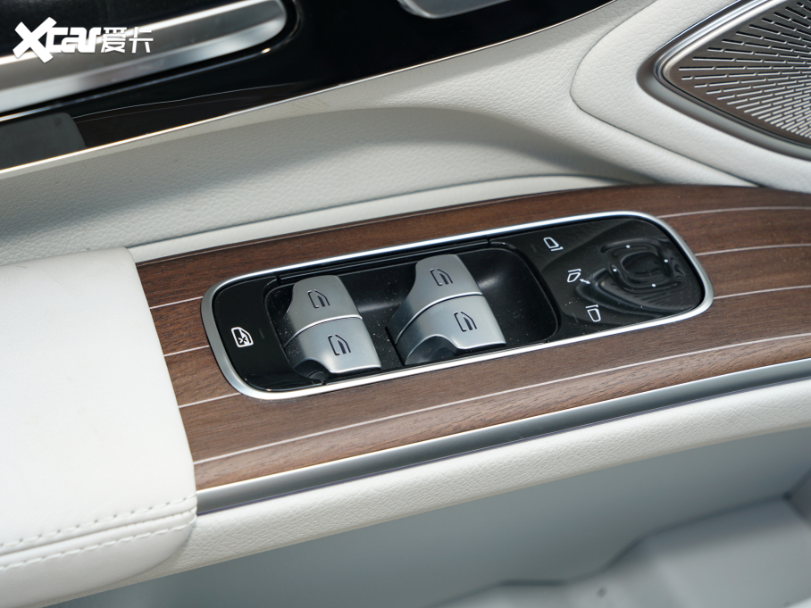 2022YEQS 450+ ؄e