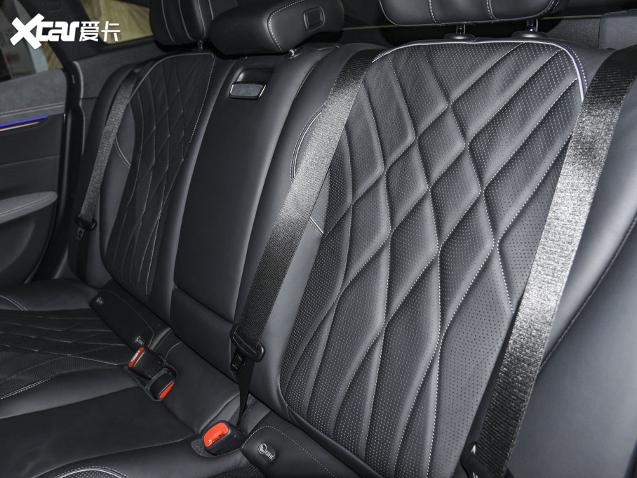 2022YEQS Ŀ 580 4MATIC