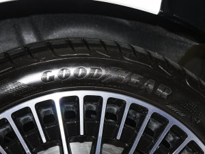 2022Ŀ 580 4MATIC ݆̥Ʒ