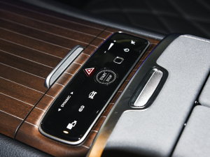 2022Ŀ 580 4MATIC п؅^