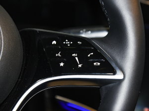 2022Ŀ 580 4MATIC п؅^