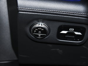 2022Ŀ 580 4MATIC п؅^