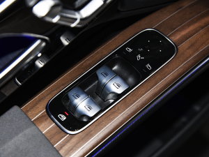 2022Ŀ 580 4MATIC п؅^