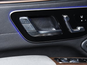 2022Ŀ 580 4MATIC п؅^