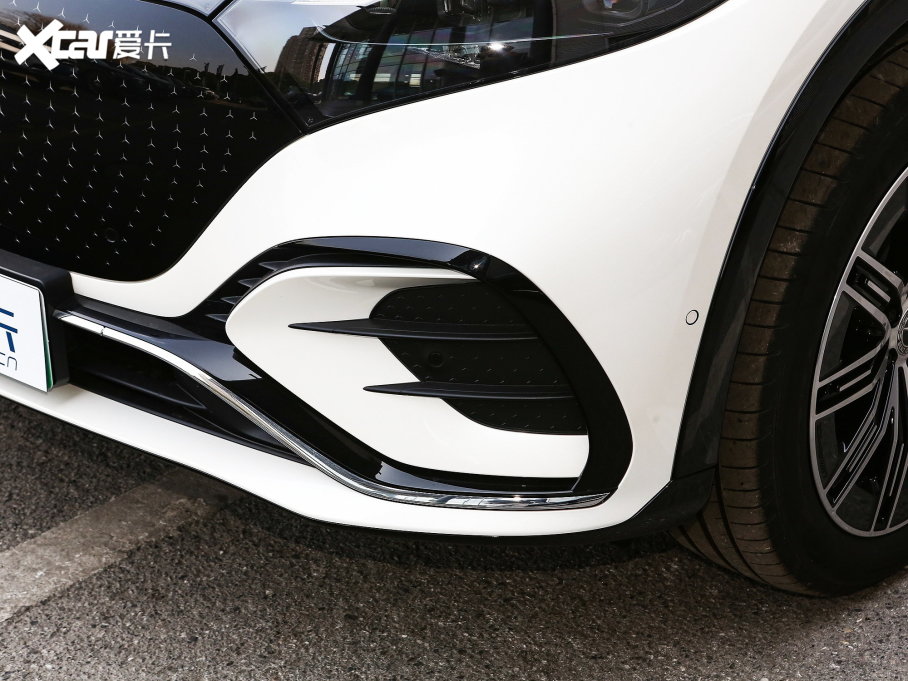 2023YEQS SUV 450 4MATIC A