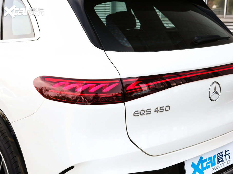 2023YEQS SUV 450 4MATIC A