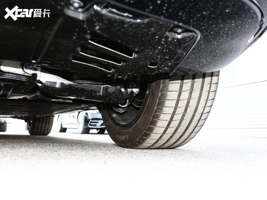 2023YEQS SUV 450 4MATIC A