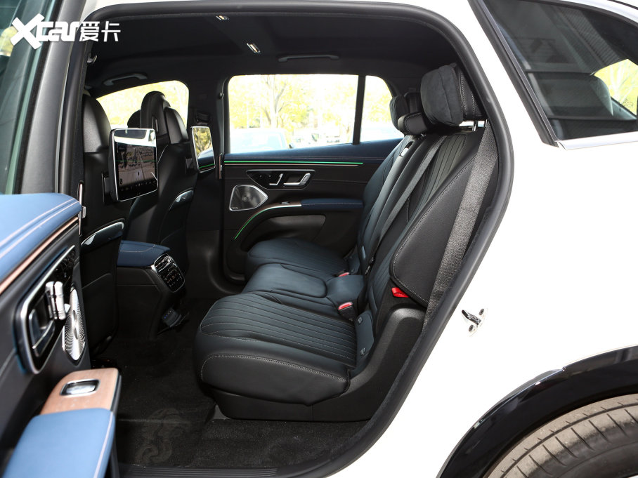 2023YEQS SUV 450 4MATIC A