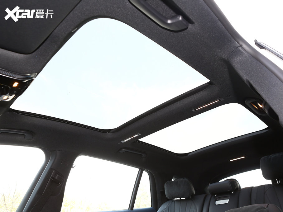 2023YEQS SUV 450 4MATIC A