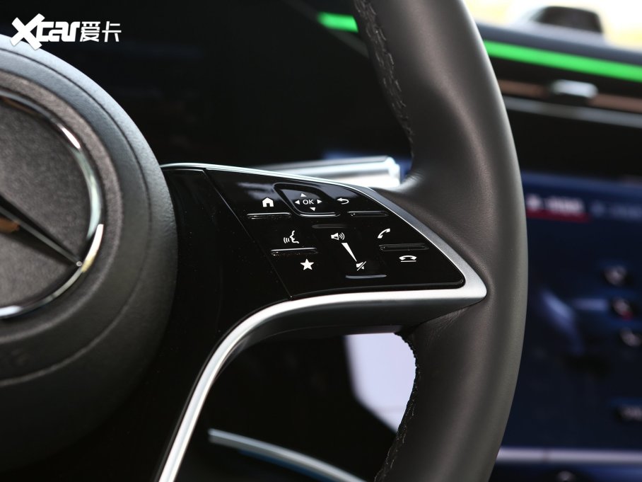 2023YEQS SUV 450 4MATIC A