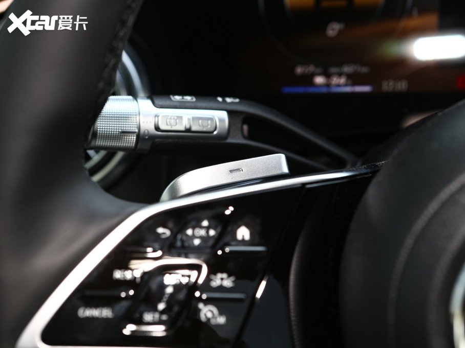 2023YEQS SUV 450 4MATIC A