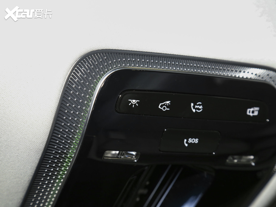 2023YEQS SUV 450 4MATIC h