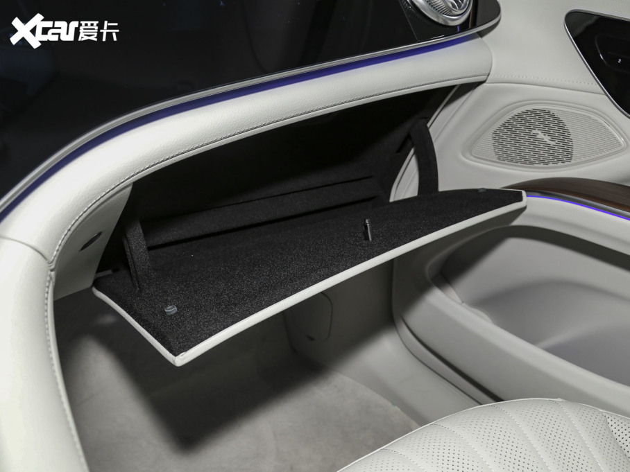 2023YEQS SUV 450 4MATIC h