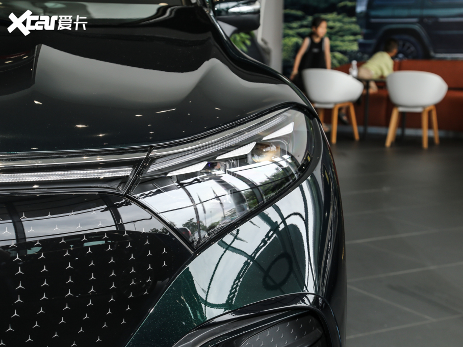 2023YEQS SUV 450+ 