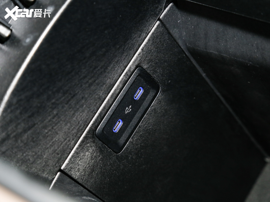 2023YEQS SUV 450+ 