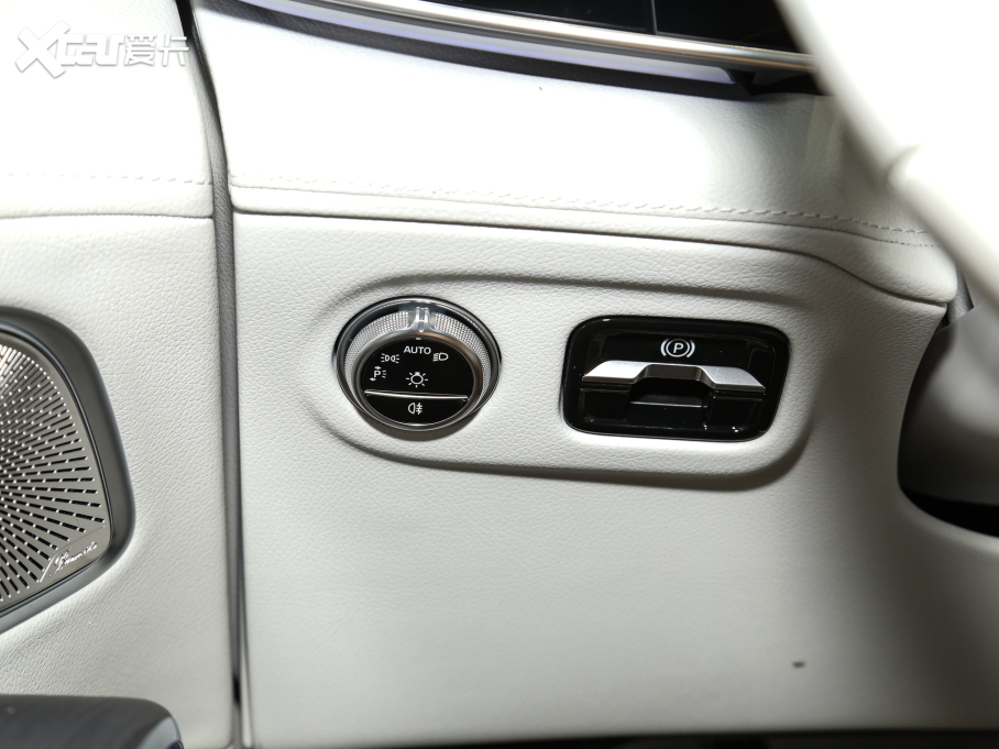 2023YEQS SUV 450+ 