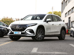 2023款450 4MATIC 豪华版 左前45度