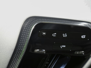 2023450 4MATIC h п؅^(q)