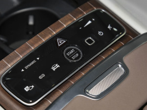 2023450 4MATIC h п؅^(q)