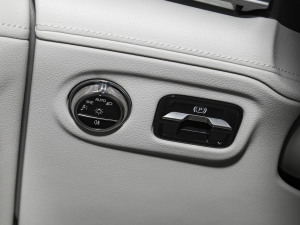 2023款450 4MATIC 先锋版 中控区
