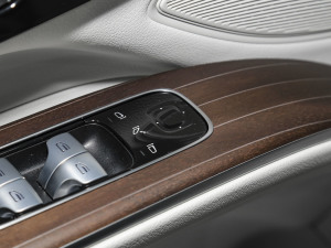 2023款450 4MATIC 先锋版 中控区