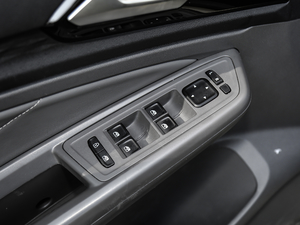 2019280TSI ԄӘsҫ {܇ƅ^	