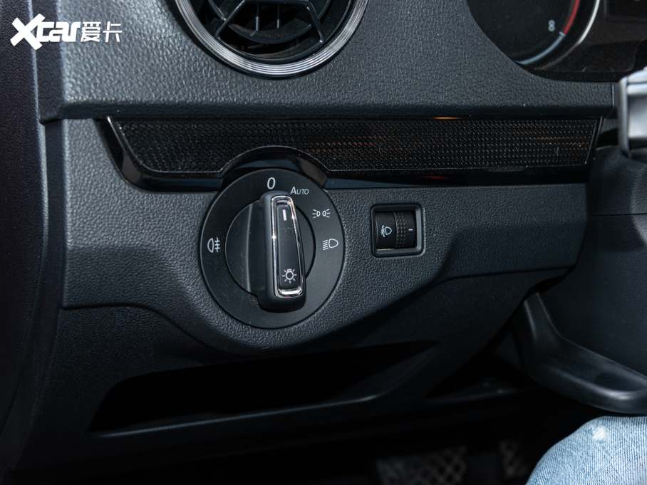 2021����_(d��)VA3 1.5L �Ԅ�(d��ng)�sҫ��