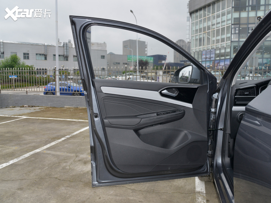 2022_(d)VS5 280TSI ԄӐ