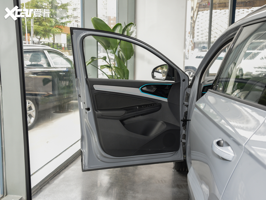 2022_(d)VS5 280TSI Ԅ(dng)߹␂