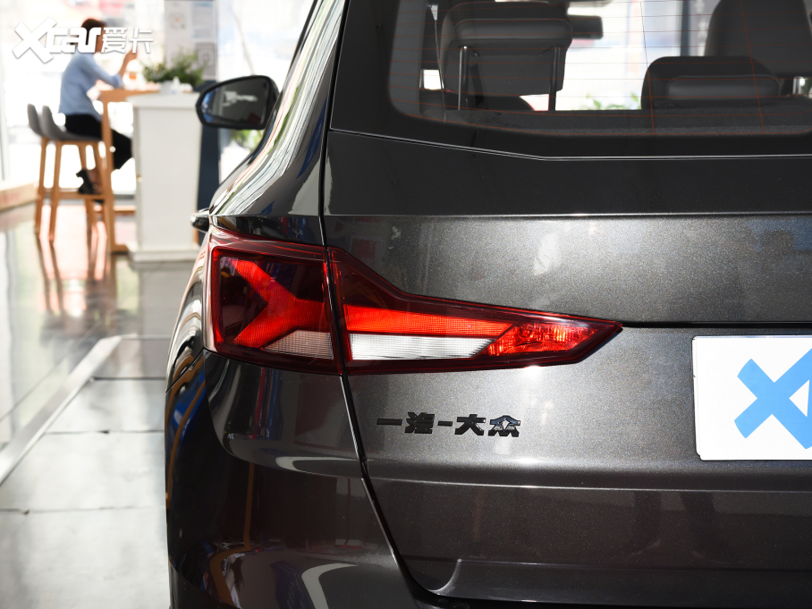 2022_(d)VS5 280TSI Ԅ(dng)߹sҫ