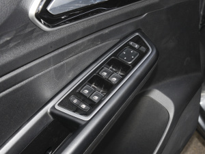 2022280TSI ԄMȡPro {܇ƅ^	