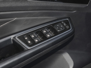 2022280TSI ԄӘsҫPro {܇ƅ^	