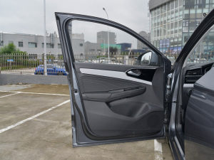 2022280TSI ԄӐ {λ܇T