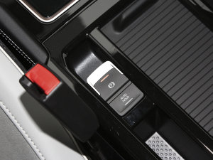 2022280TSI ԄӸ߹sҫ v܇Ƅ