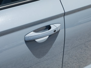 2022280TSI ԄӸ߹␂ {T