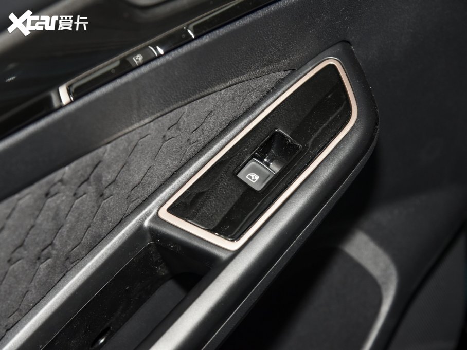 2023_VS7 280TSI ԄӸ߹sҫ