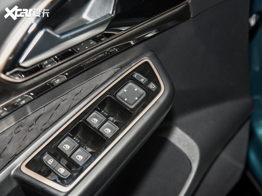 2023_VS7 280TSI ԄӸ߹sҫ