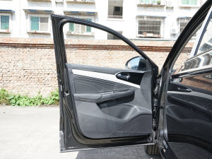 2023280TSI ԄӐ {λ܇T