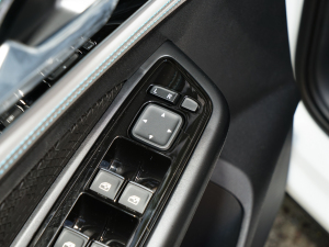 2023280TSI ԄӸ߹␂ п؅^