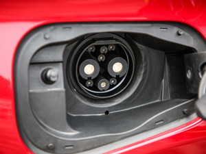 2020550KM xm C++ Pro ^