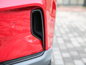 2020550KM xm C++ Pro ^