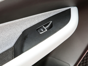 2020550KM xm C++ Pro g