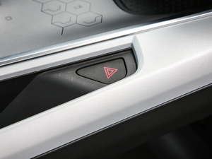 2020550KM xm C++ Pro g