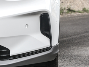 2020550KM xm C++ Pro ^