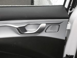 2020550KM xm(x) C++ Pro g