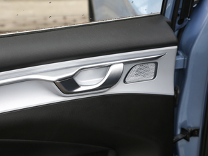 2020550KM xm C++ Pro g