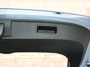 2020550KM xm(x) C++ Pro g