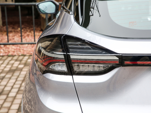 2020550KM xm C++ Pro ^