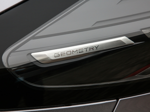 2020550KM xm C++ Pro ^